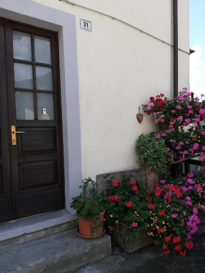 Appartamento Novecento Enguiso ภายนอก รูปภาพ